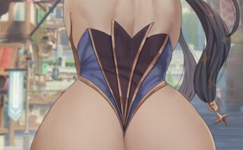 Mona's Phatass